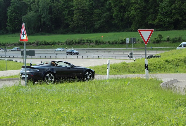 Aston Martin V12 Vantage S Roadster