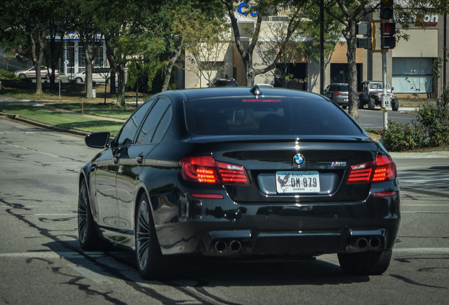 BMW M5 F10 2011