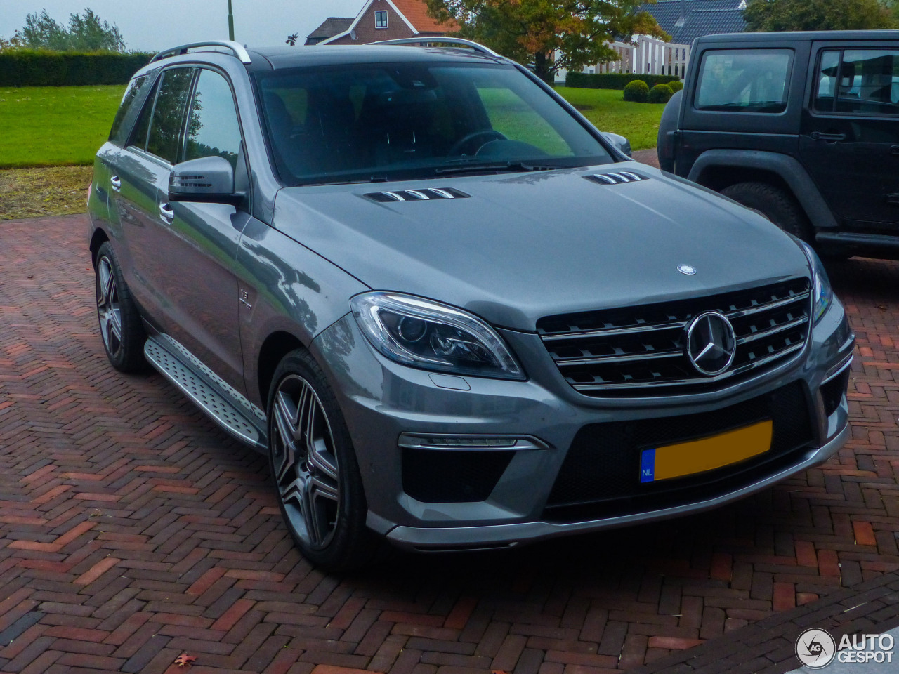 Mercedes-Benz ML 63 AMG W166