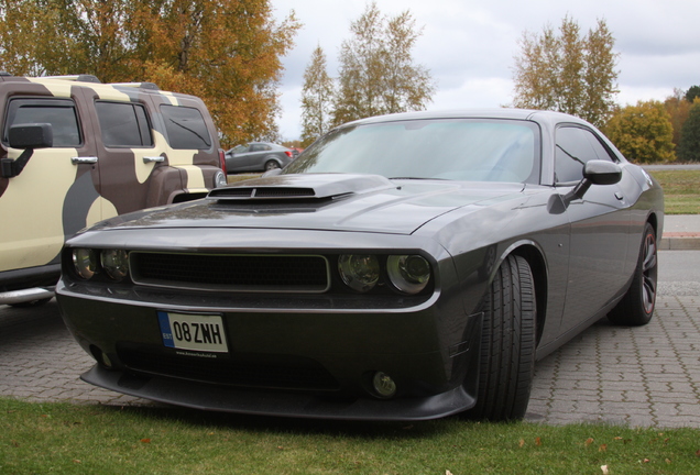 Dodge Challenger SRT-8 392