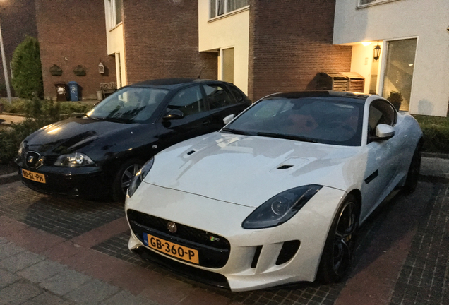 Jaguar F-TYPE R AWD Coupé