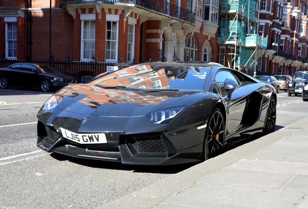 Lamborghini Aventador LP700-4