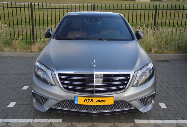 Mercedes-Benz S 65 AMG V222