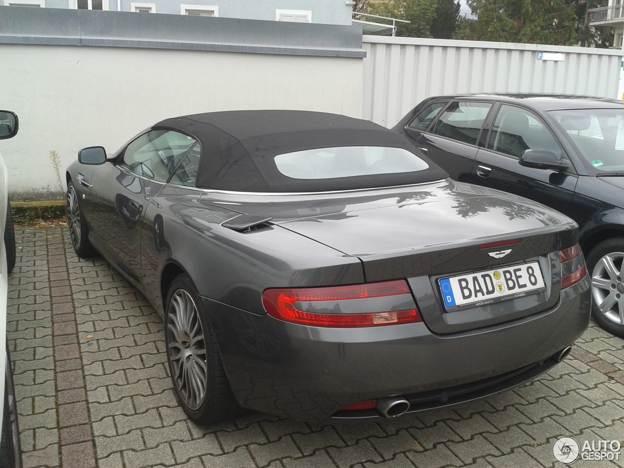 Aston Martin DB9 Volante