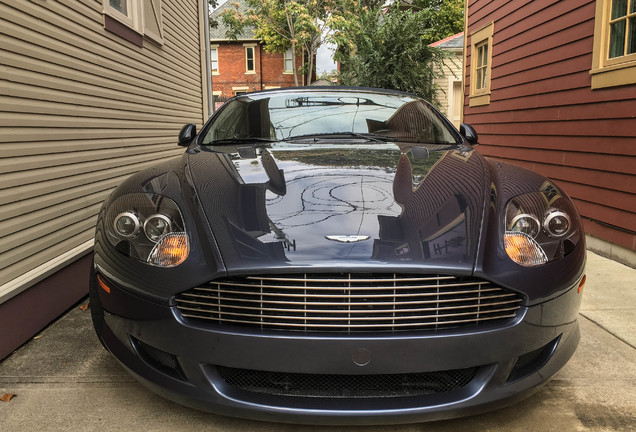 Aston Martin DB9 Volante