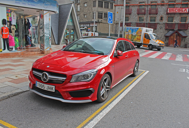 Mercedes-Benz CLA 45 AMG Shooting Brake