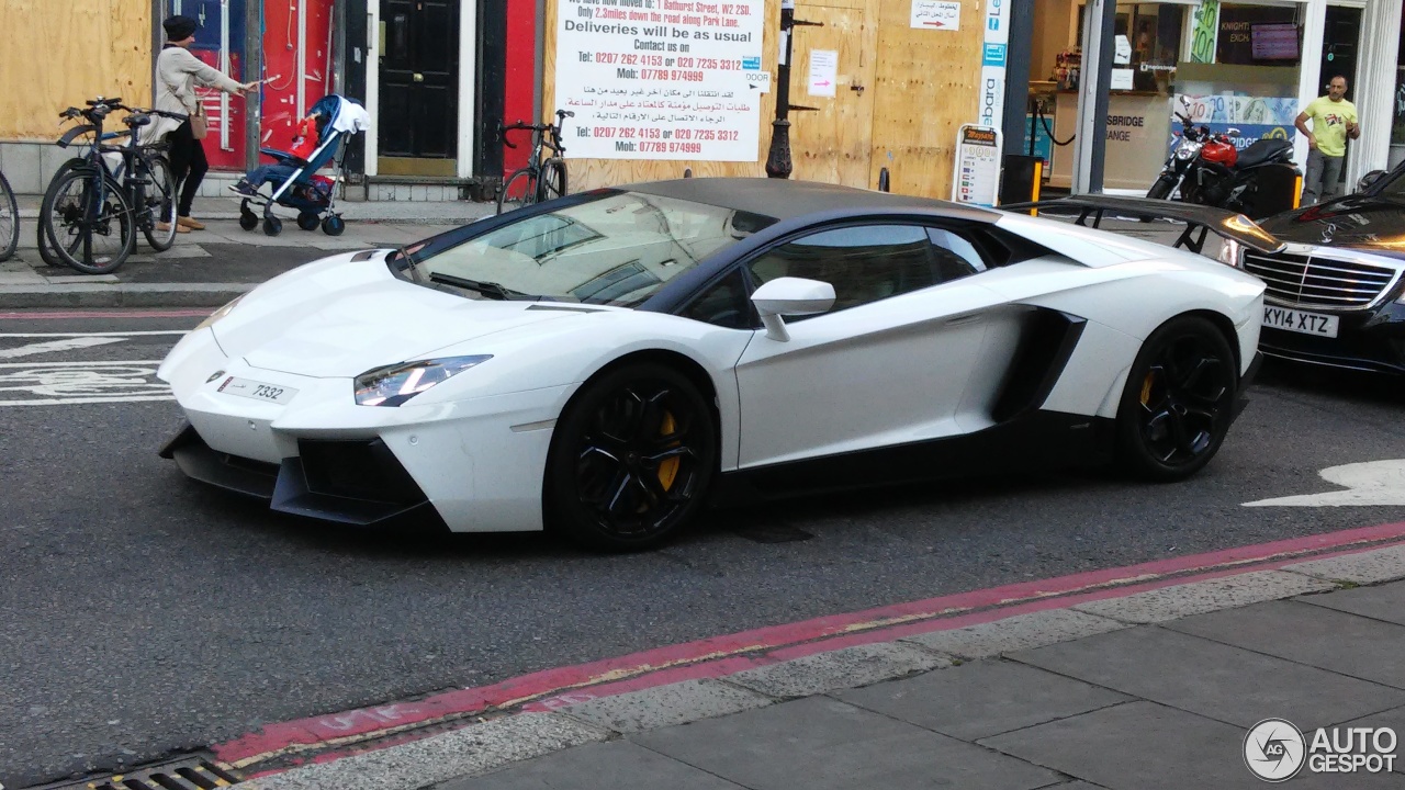 Lamborghini Aventador LP700-4