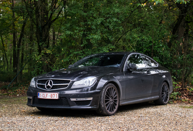 Mercedes-Benz C 63 AMG Coupé