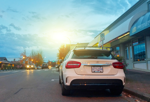 Mercedes-Benz GLA 45 AMG X156