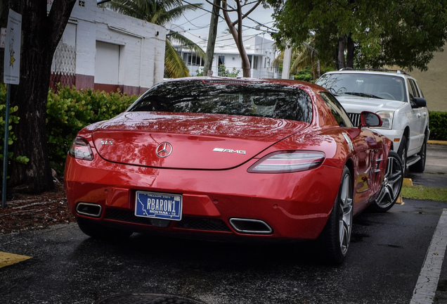 Mercedes-Benz SLS AMG