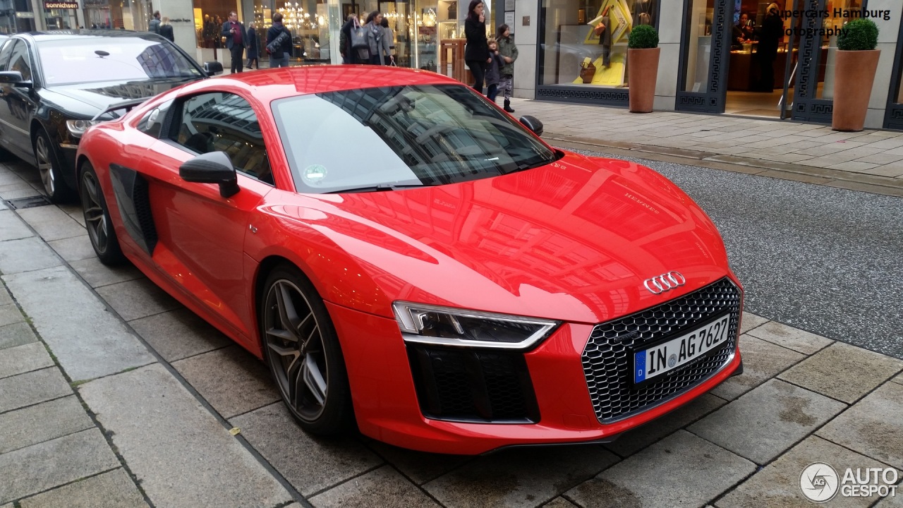 Audi R8 V10 Plus 2015