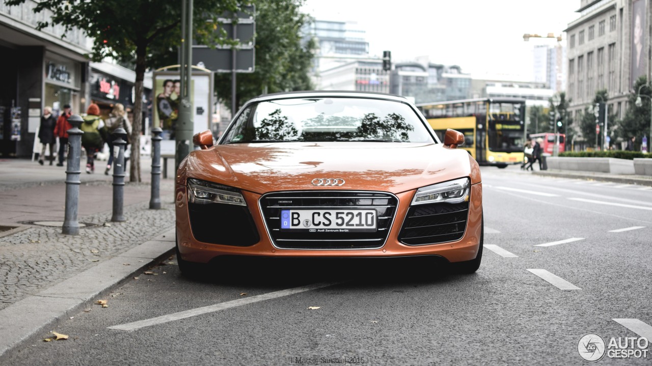 Audi R8 V10 Spyder 2013