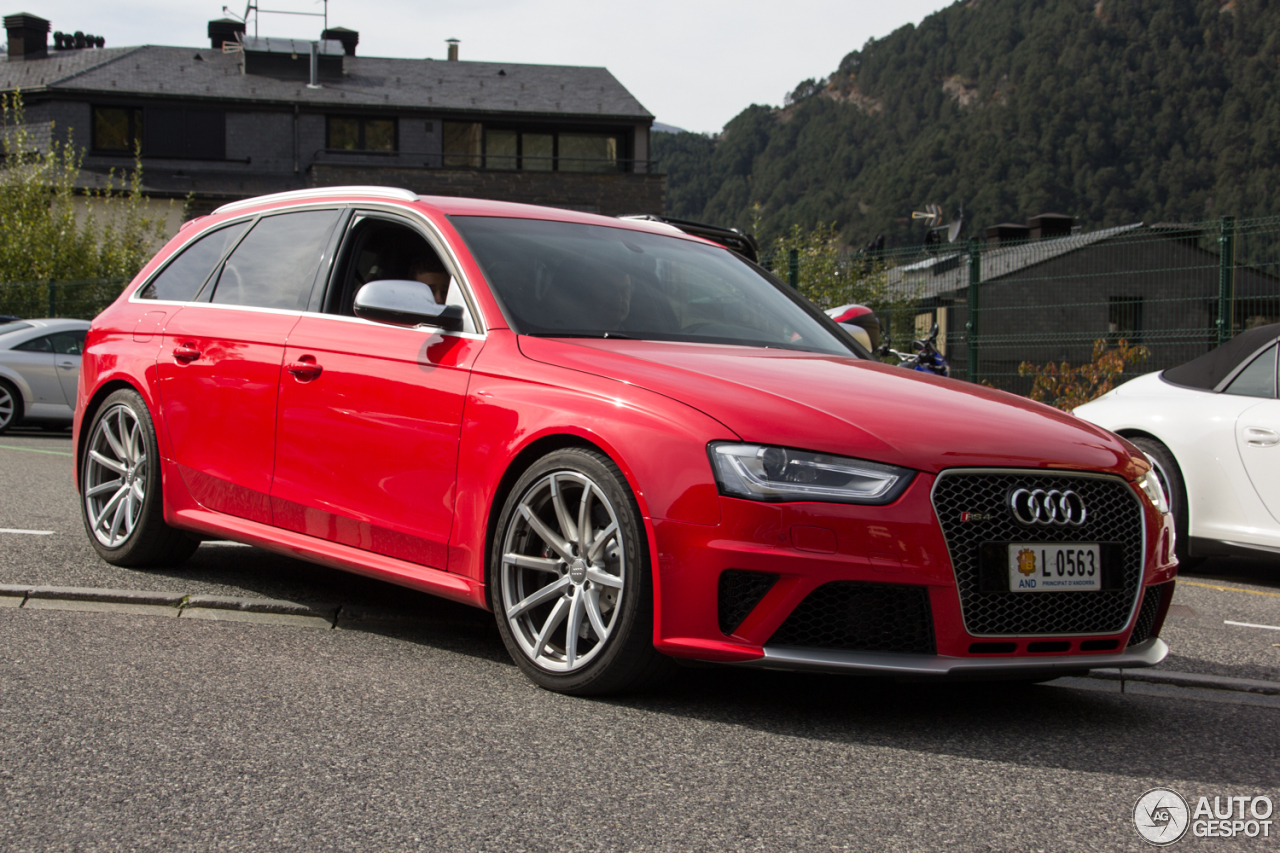 Audi RS4 Avant B8