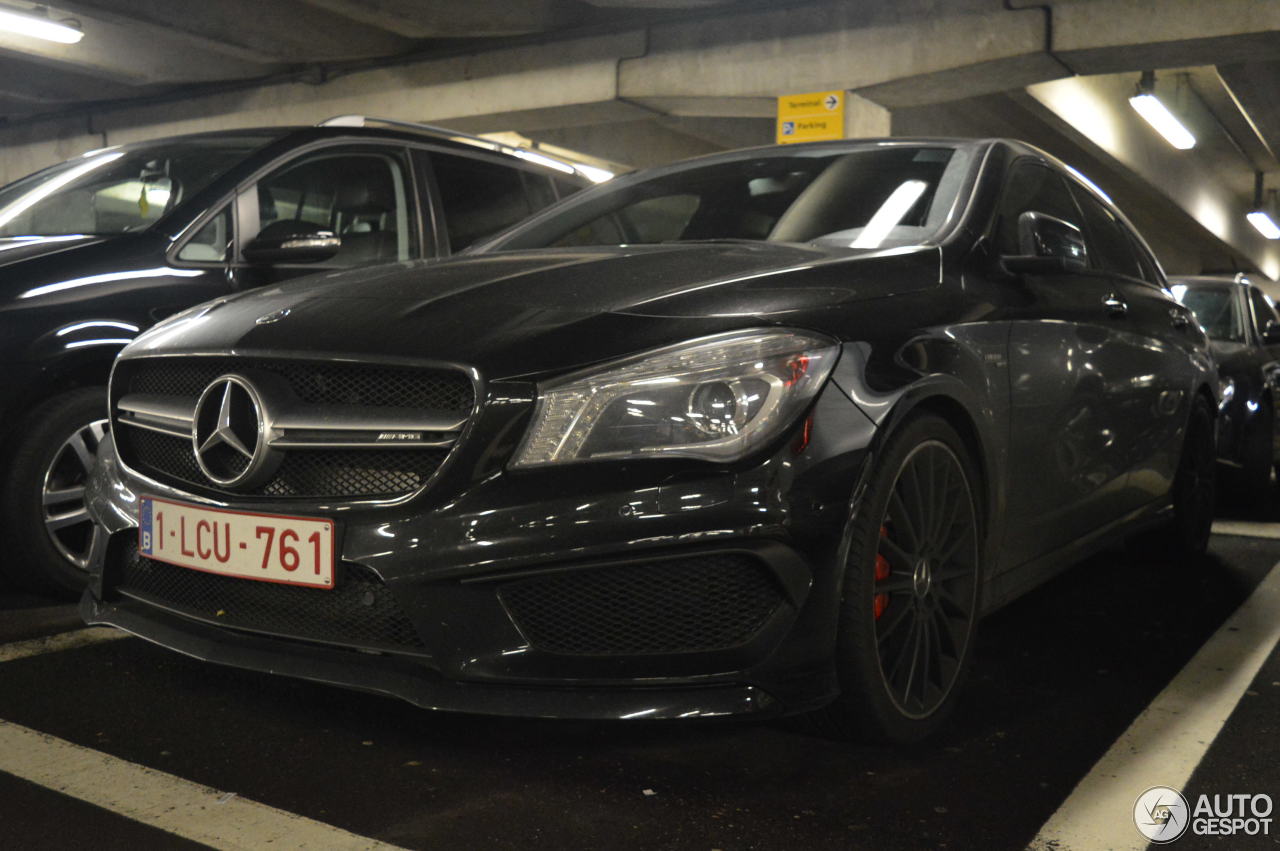 Mercedes-Benz CLA 45 AMG Shooting Brake