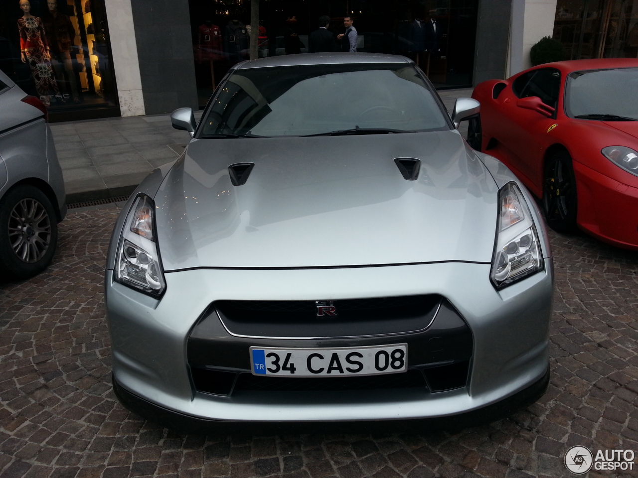 Nissan GT-R 2014