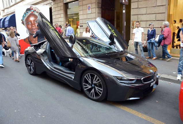 BMW i8