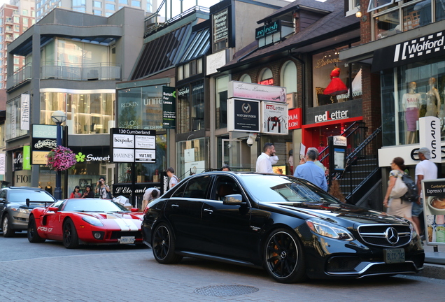 Mercedes-Benz Renntech E 63 AMG S W212