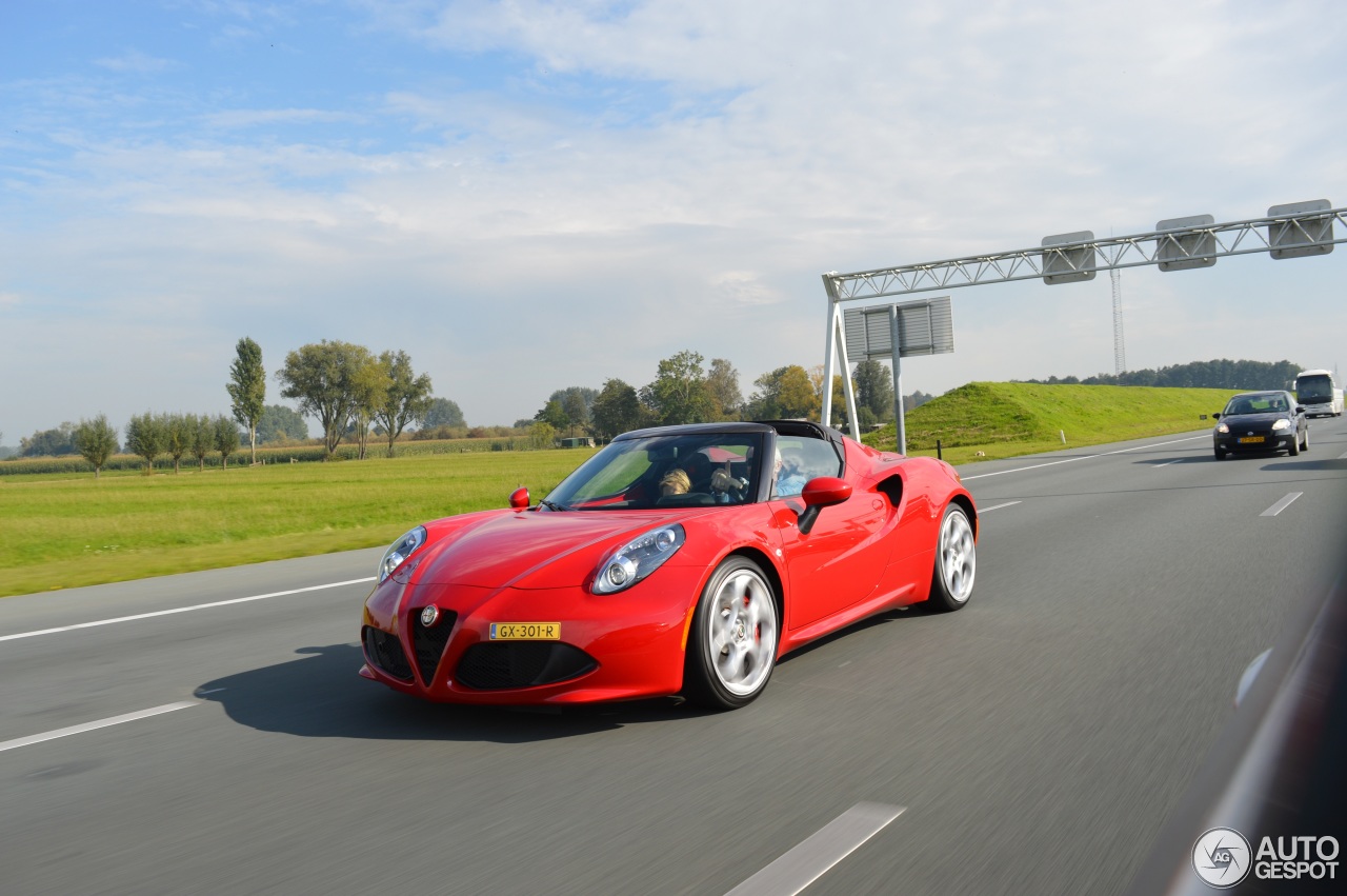 Alfa Romeo 4C Spider