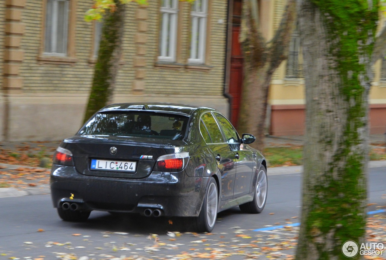 BMW M5 E60 2005