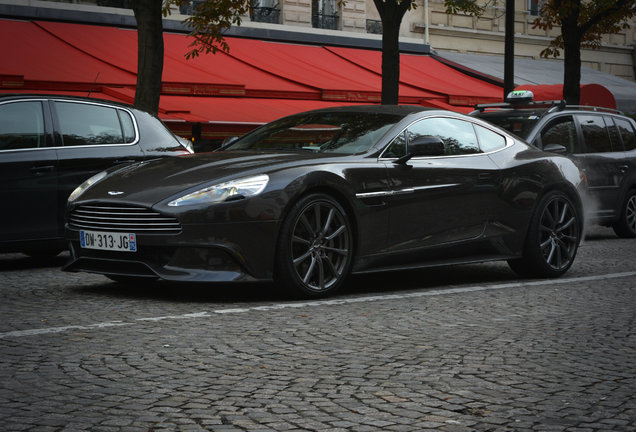 Aston Martin Vanquish 2013