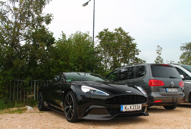 Aston Martin Vanquish 2013