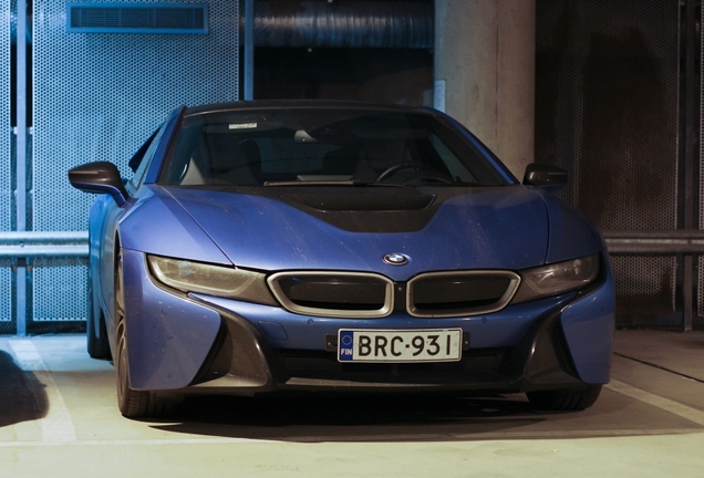 BMW i8