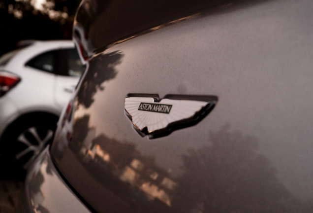 Aston Martin V8 Vantage