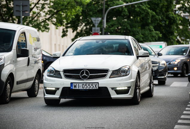 Mercedes-Benz C 63 AMG Coupé