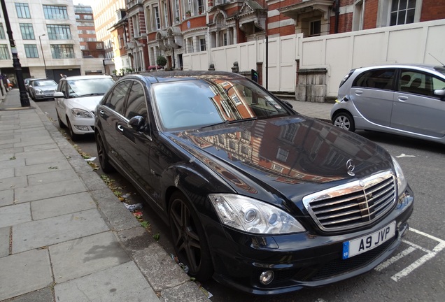 Mercedes-Benz S 63 AMG W221