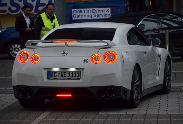 Nissan GT-R 2014