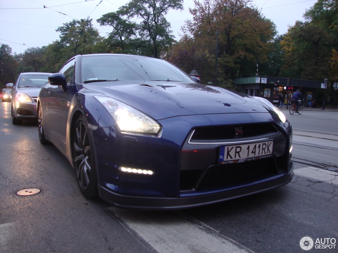 Nissan GT-R 2011