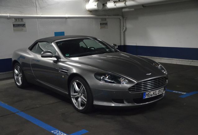 Aston Martin DB9 Volante