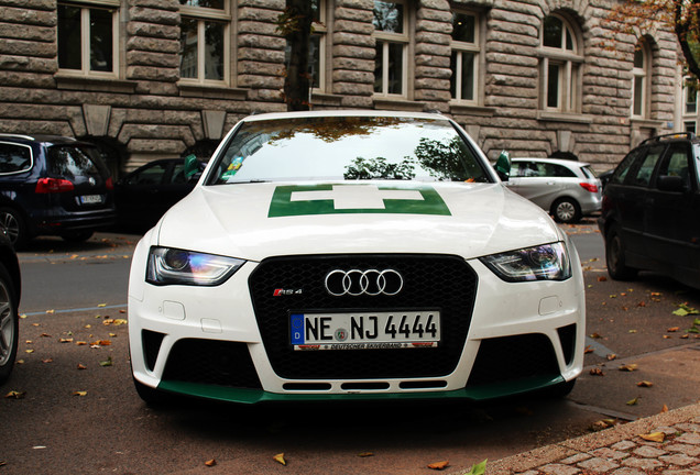 Audi RS4 Avant B8