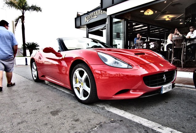 Ferrari California