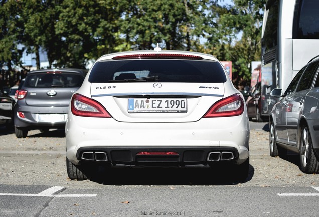 Mercedes-Benz CLS 63 AMG X218 Shooting Brake