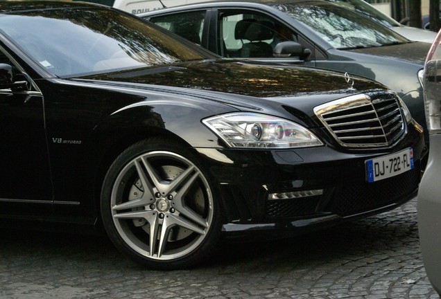 Mercedes-Benz S 63 AMG W221 2011