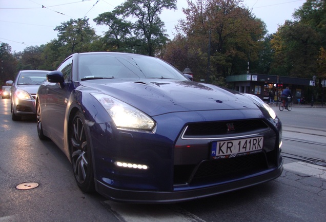 Nissan GT-R 2011