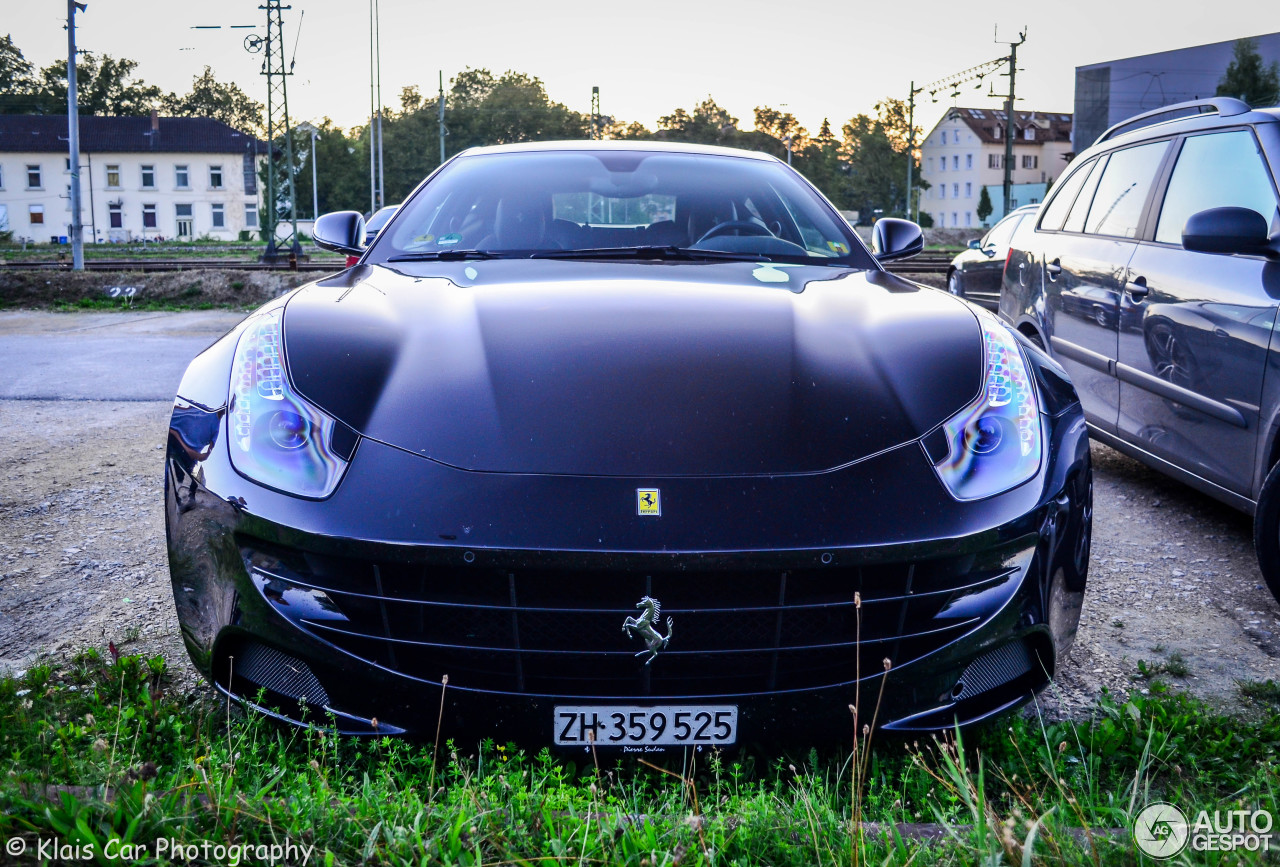 Ferrari FF