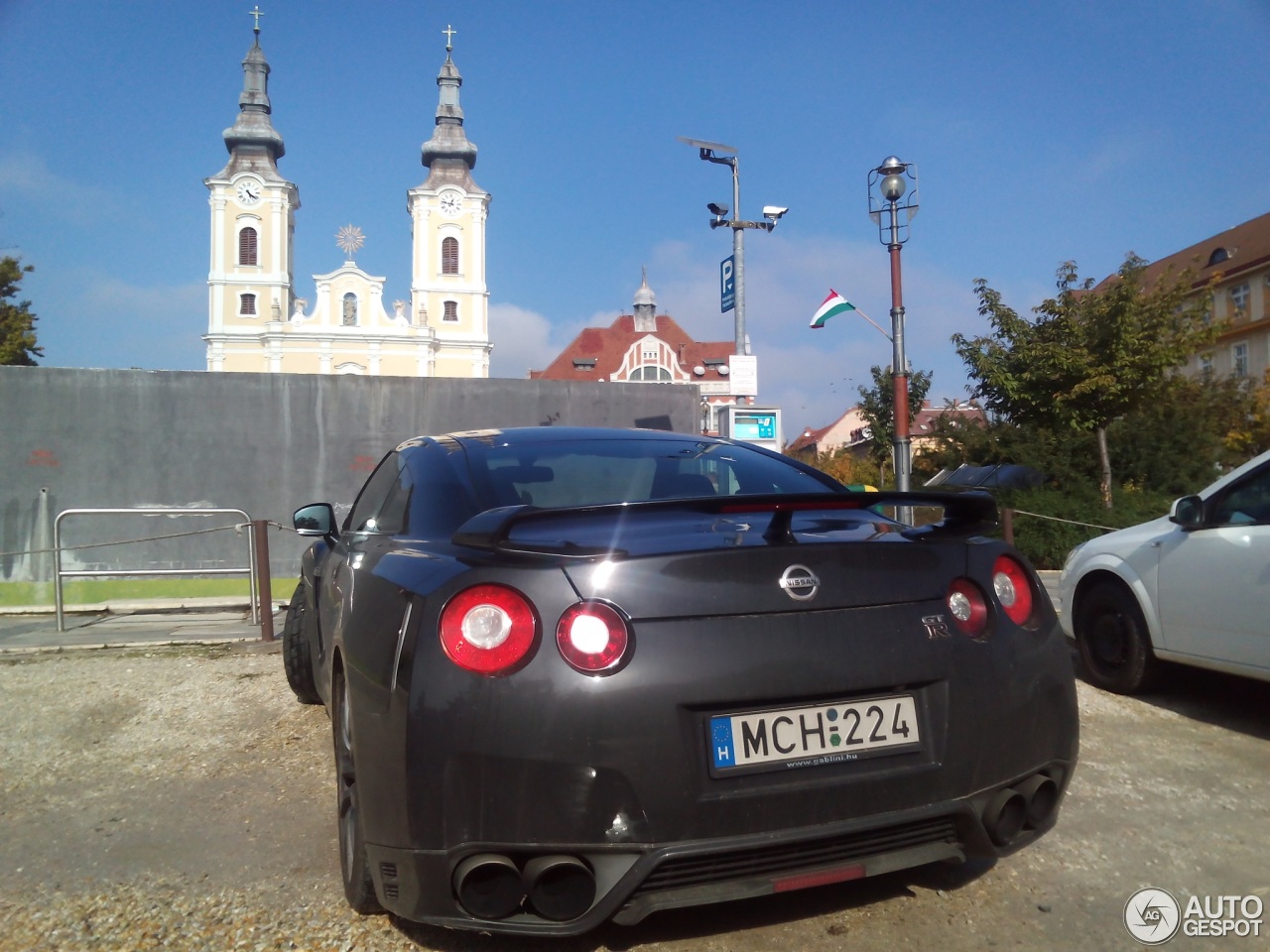 Nissan GT-R 2011