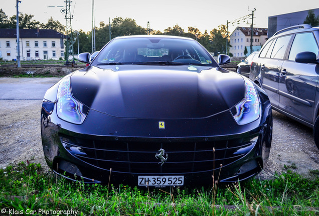 Ferrari FF