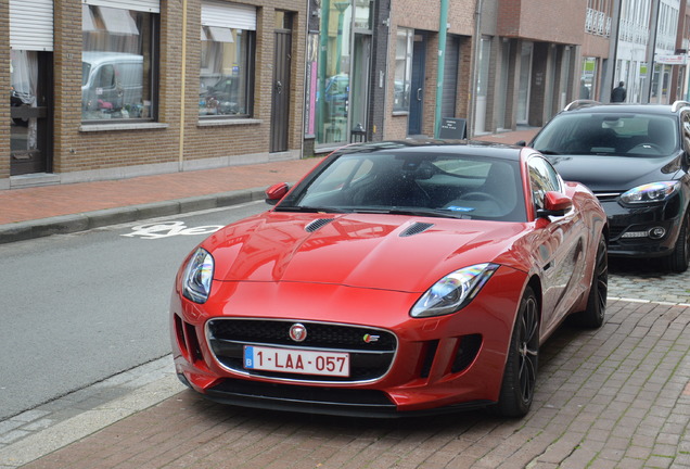 Jaguar F-TYPE S Coupé