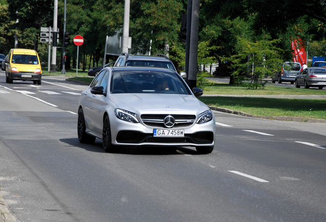 Mercedes-AMG C 63 S W205