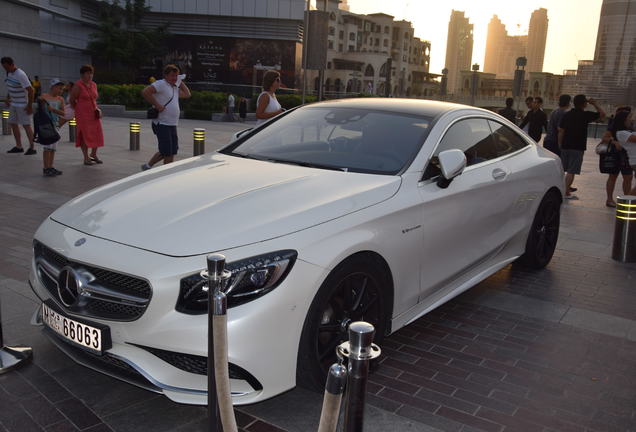 Mercedes-Benz S 63 AMG Coupé C217