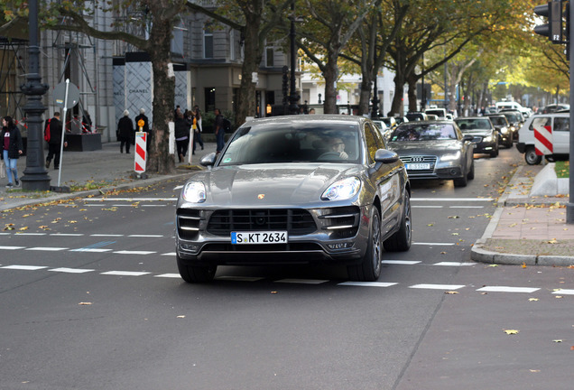 Porsche 95B Macan Turbo