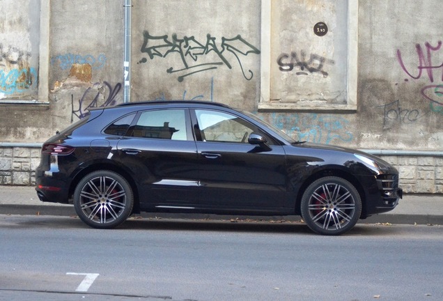 Porsche 95B Macan Turbo