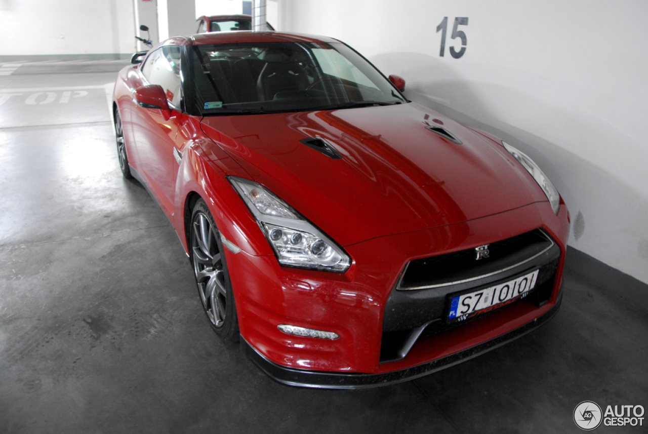 Nissan GT-R 2014