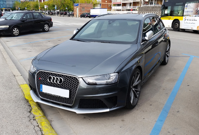 Audi RS4 Avant B8