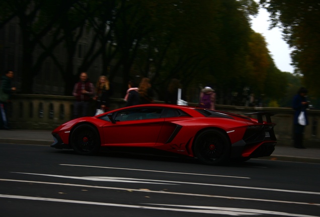 Lamborghini Aventador LP750-4 SuperVeloce