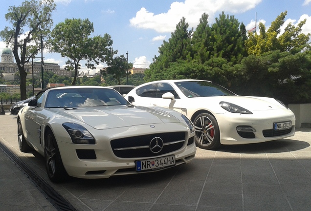 Mercedes-Benz SLS AMG GT Roadster