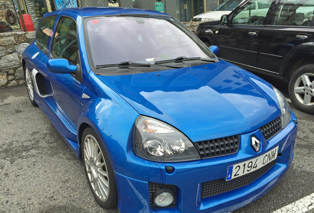 Renault Clio V6 Phase II